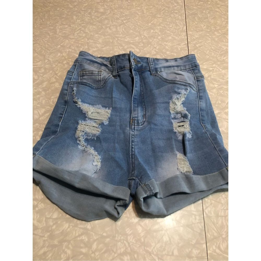 shein light wash high rise cuffed distressed denim‎ jean shorts